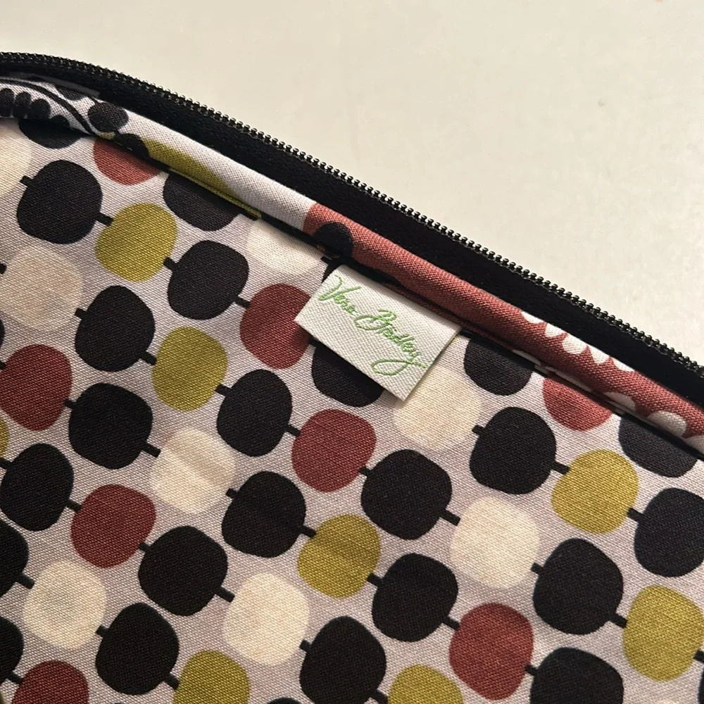 Vera Bradley quilted fabric floral “Cocoa Moss” design iPad tablet cover sleeve